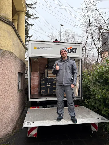 Lindrit Hasani – Hero Umzug